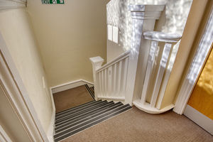 Communal 4th Floor Landing- click for photo gallery